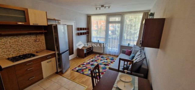 Kiadó téglalakás, albérlet, XII. kerületben, Thomán István utcában