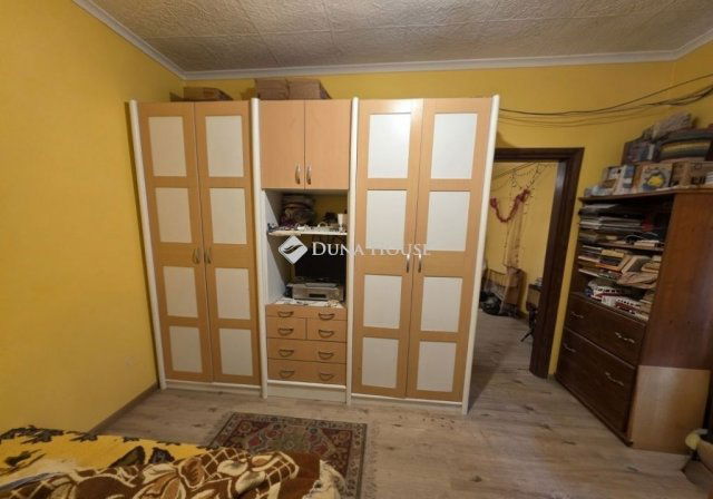 Eladó családi ház, Budapesten, XX. kerületben 74.9 M Ft