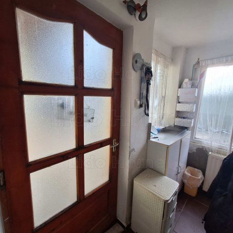 Eladó családi ház, Tamásiban 30 M Ft, 2+2 szobás