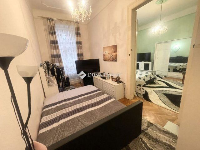 Eladó téglalakás, Budapesten, VII. kerületben 89.9 M Ft