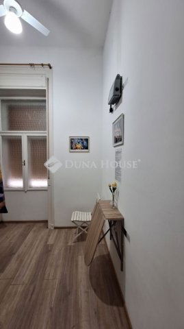 Eladó téglalakás, Budapesten, VIII. kerületben 82.2 M Ft