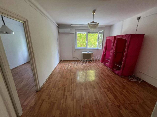Eladó téglalakás, Dunaújvárosban 24.49 M Ft, 1+1 szobás