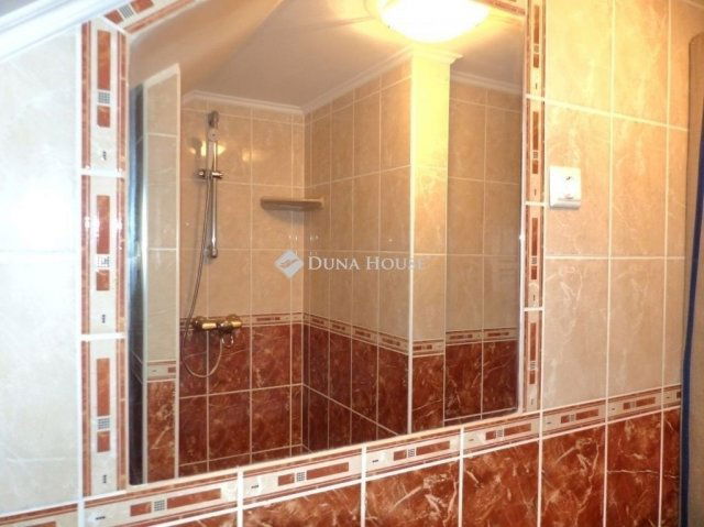 Eladó családi ház, Kozármislenyen 128.5 M Ft, 5 szobás