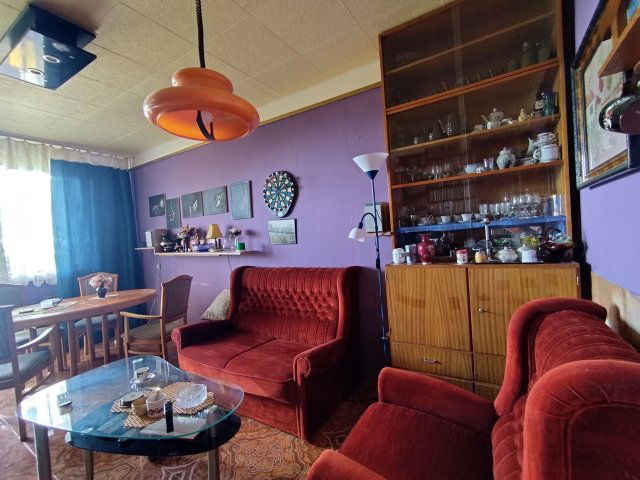 Eladó panellakás, Miskolcon 34.9 M Ft, 3 szobás