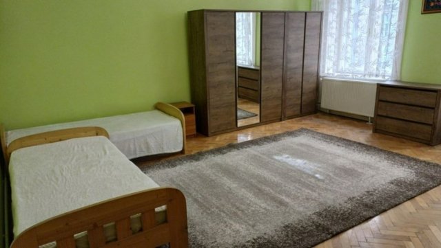 Kiadó téglalakás, albérlet, XIII. kerületben, Balzac utcában