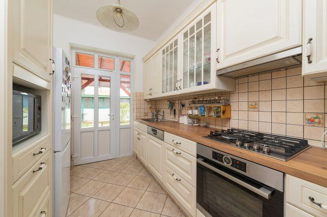 Eladó családi ház, Budapesten, XVII. kerületben 210 M Ft