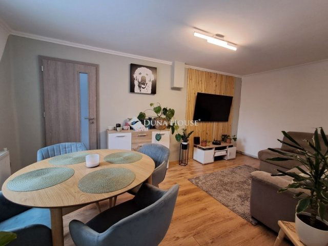 Eladó családi ház, Bocskaikerten 46 M Ft, 2 szobás