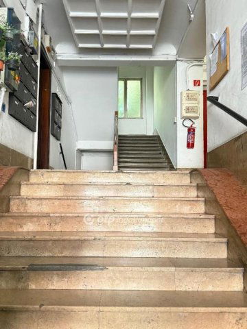 Eladó téglalakás, Budapesten, III. kerületben 59.9 M Ft