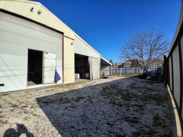 Eladó ipari ingatlan, Izsákon 24.9 M Ft / költözzbe.hu