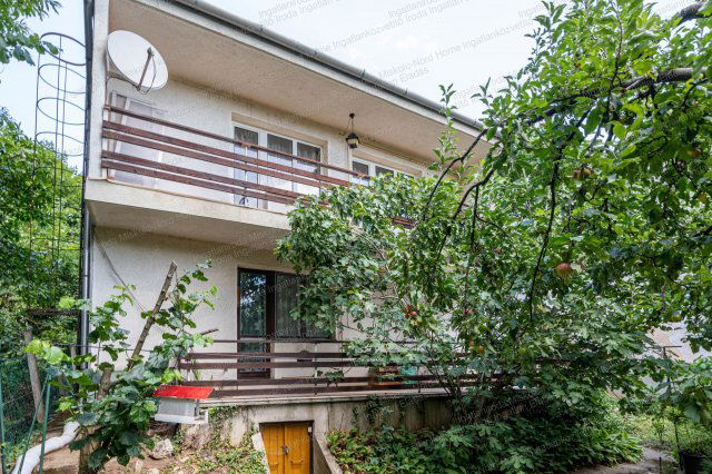 Eladó családi ház, Alsózsolcán 39.9 M Ft, 5 szobás