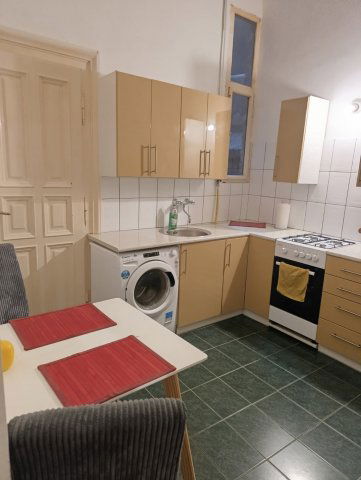 Kiadó téglalakás, albérlet, VIII. kerületben, Bródy Sándor utcában