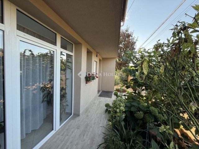 Eladó ikerház, Sülysápon 87 M Ft, 4 szobás