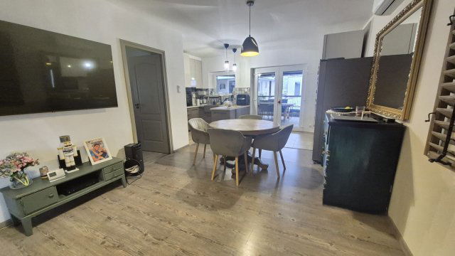 Eladó családi ház, Baján 64 M Ft, 2+2 szobás