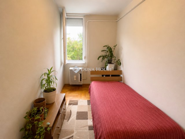 Eladó téglalakás, Budapesten, XVI. kerületben 73.99 M Ft