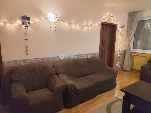 Eladó téglalakás, Budapesten, XX. kerületben 70.89 M Ft