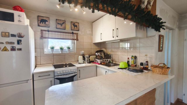 Eladó családi ház, Délegyházán 59.9 M Ft, 4 szobás