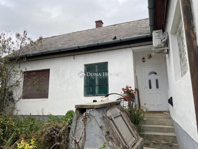 Eladó családi ház, Isztiméren 39.9 M Ft, 4 szobás