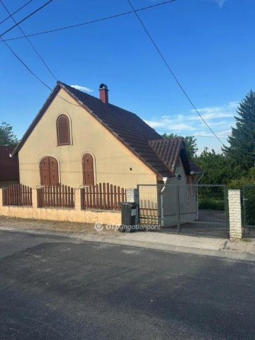 Eladó családi ház, Zalaegerszegen 62.5 M Ft, 2+1 szobás