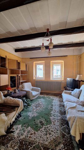 Eladó családi ház, Jászberényben 22.9 M Ft, 2 szobás