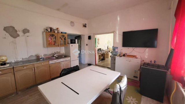 Eladó családi ház, Kisteleken 38 M Ft, 3 szobás