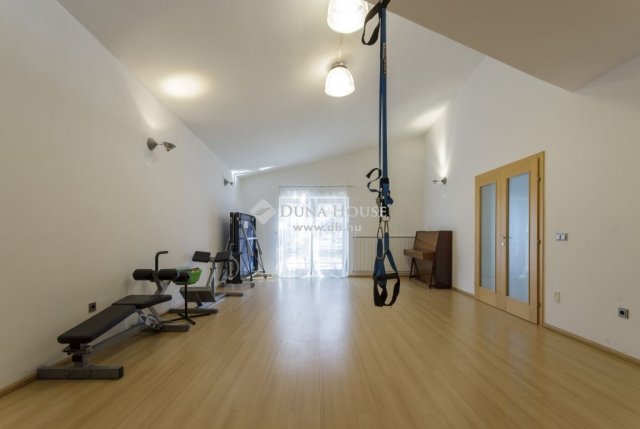 Eladó iroda, Budapesten, II. kerületben 581.25 M Ft