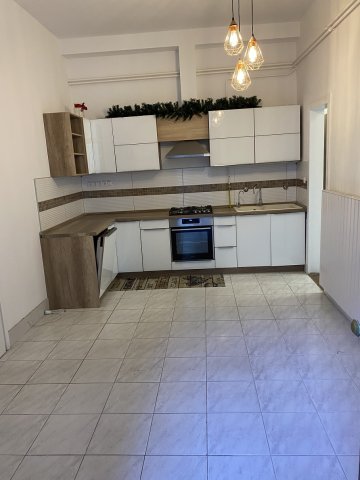 Kiadó téglalakás, albérlet, V. kerületben, Steindl Imre utcában