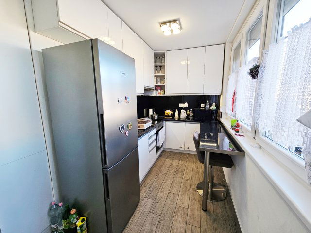 Eladó panellakás, Budapesten, XXI. kerületben 62.9 M Ft, 2 szobás