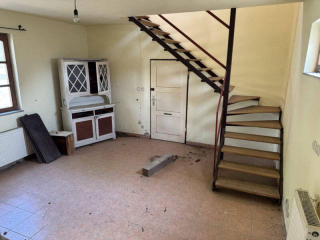 Eladó családi ház, Solymáron 129.9 M Ft, 4+1 szobás