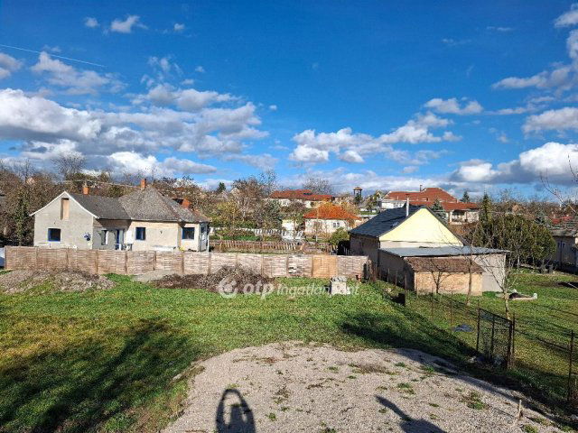 Eladó telek, Kisapostagon 9.5 M Ft / költözzbe.hu