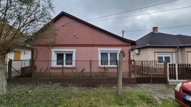 Eladó családi ház, Gyömrőn 54.9 M Ft, 3 szobás