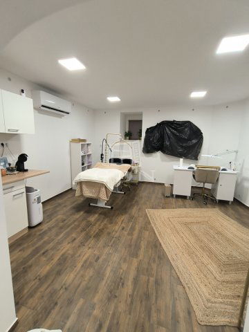 Kiadó üzlethelyiség, Budapesten, IX. kerületben 170 E Ft / hó