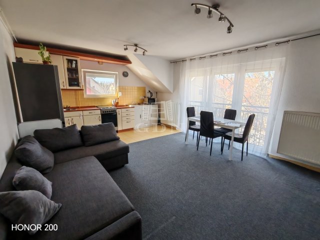 Eladó téglalakás, Szigetszentmiklóson 47.99 M Ft, 1+1 szobás