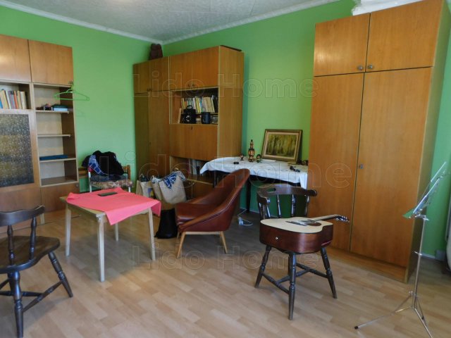 Eladó panellakás, Kaposszekcsőn 22 M Ft, 2 szobás