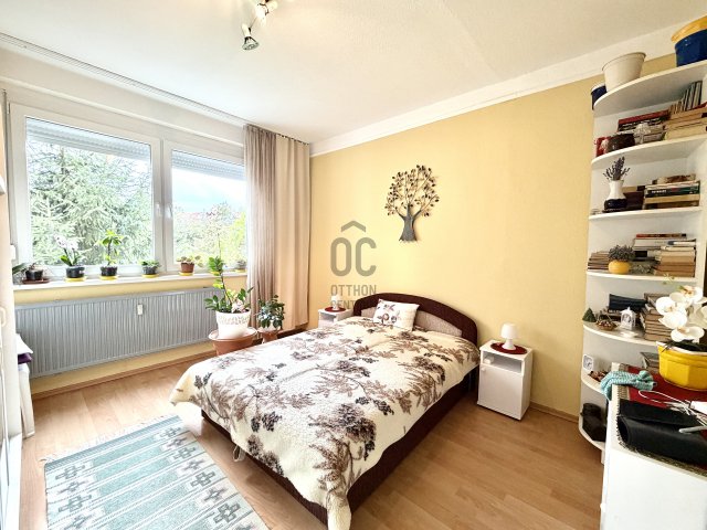 Eladó panellakás, Egerben 43.5 M Ft, 2 szobás