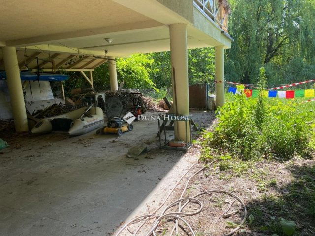 Eladó családi ház, Budakalászon 149 M Ft, 2 szobás