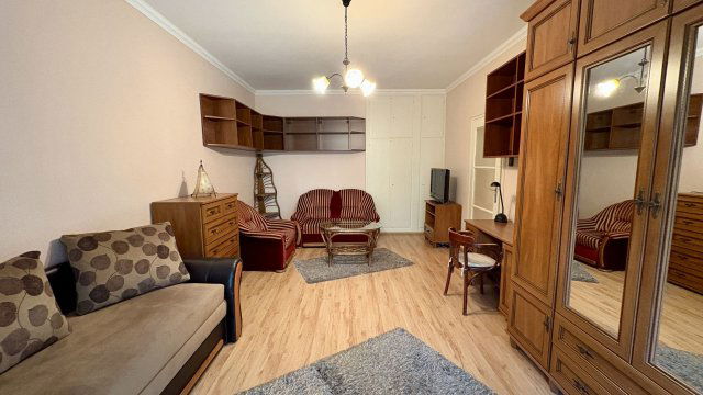 Kiadó téglalakás, albérlet, Debrecenben 180 E Ft / hó, 2 szobás