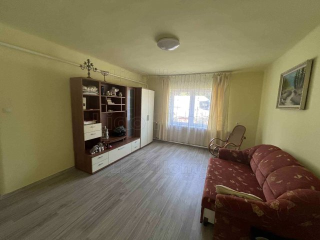 Eladó családi ház, Szőlősgyörökön 38.9 M Ft, 2 szobás