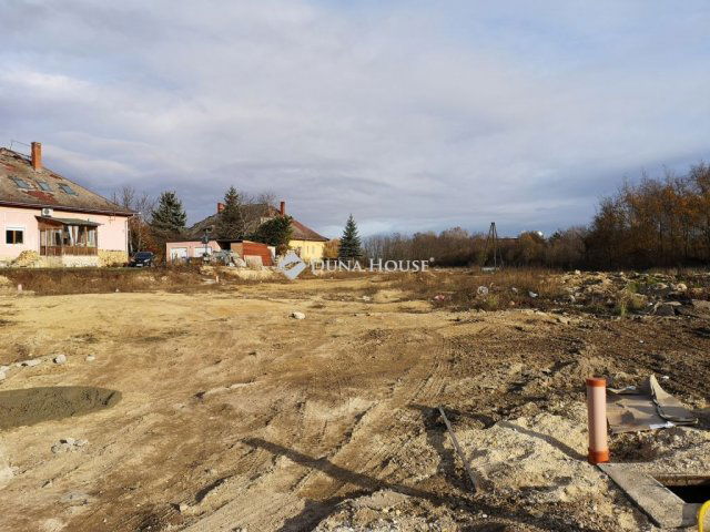 Eladó telek, Veszprémben 36 M Ft / költözzbe.hu