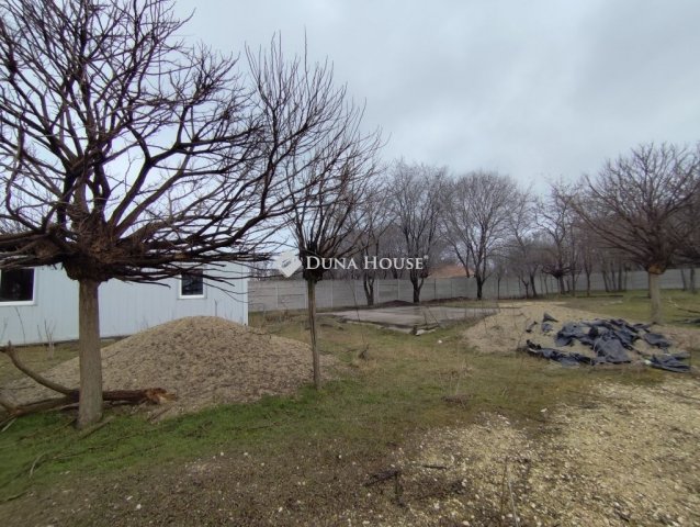 Eladó nyaraló, Bugyin 49.999 M Ft, 1 szobás