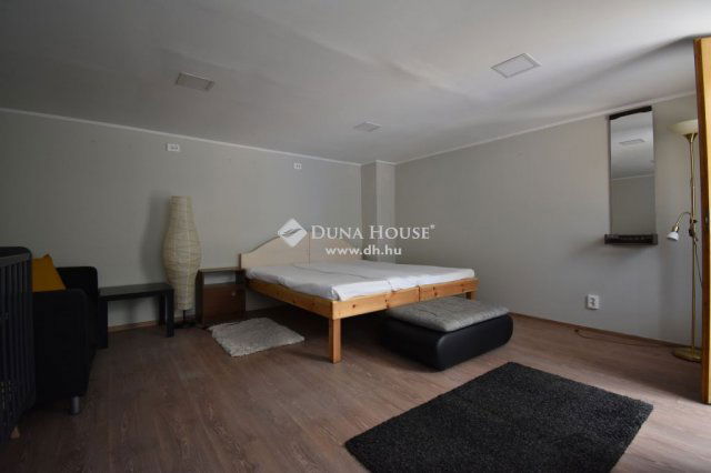 Eladó üzlethelyiség, Újlengyelen 199 M Ft / költözzbe.hu