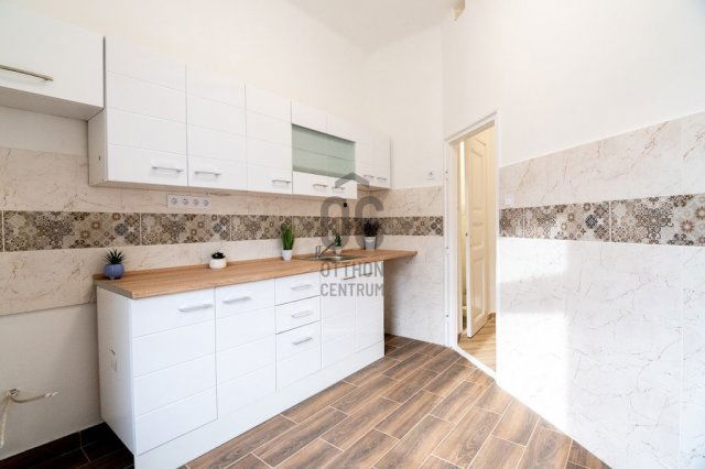 Eladó téglalakás, Budapesten, IX. kerületben 67.2 M Ft, 2 szobás