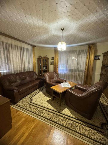 Eladó családi ház, Jánossomorján 82 M Ft, 5 szobás