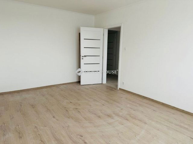 Eladó panellakás, Budapesten, XV. kerületben 63.99 M Ft, 2 szobás