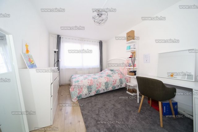 Eladó panellakás, Budapesten, III. kerületben 77.5 M Ft, 3 szobás