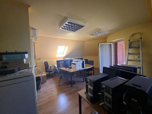 Eladó családi ház, Budapesten, XIV. kerületben 190 M Ft