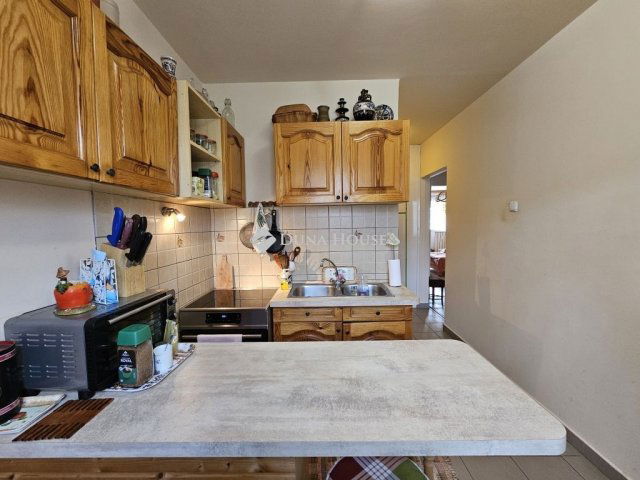 Eladó panellakás, Pécsett 44.9 M Ft, 2 szobás