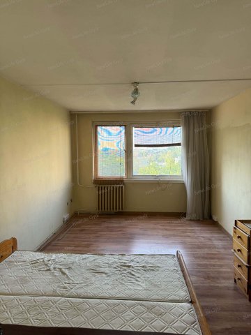 Eladó panellakás, Győrött 45.9 M Ft, 2 szobás