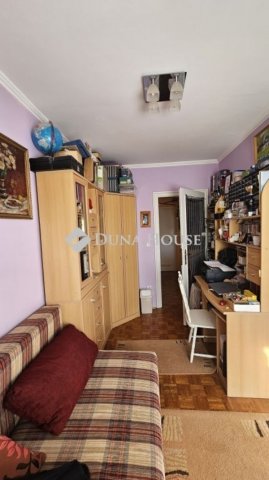 Eladó családi ház, Veszprémben 99 M Ft, 4 szobás