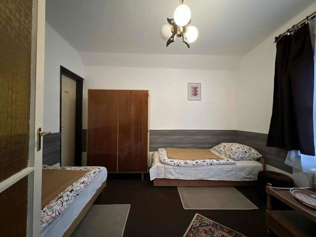 Kiadó családi ház, albérlet, Miskolcon 800 E Ft / hó, 7 szobás