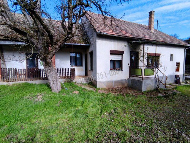 Eladó családi ház, Dunaszekcsőn 12.9 M Ft, 3 szobás